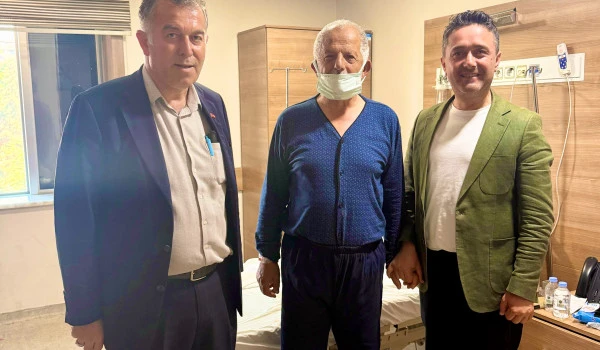 AK Parti Merkez İl&ccedil;e Başkanı K&ouml;roğlu'ndan hastanede ziyareti