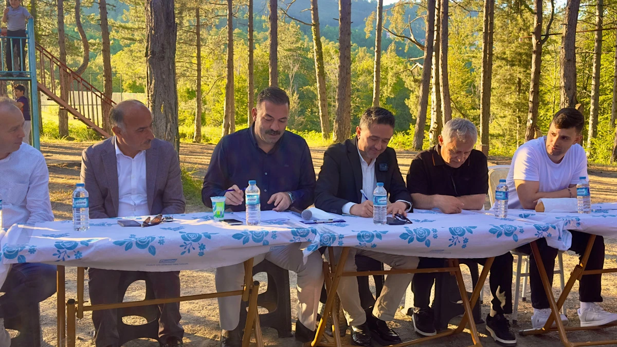 AK Parti Merkez İl&ccedil;e Danışma Kurulu toplandı
