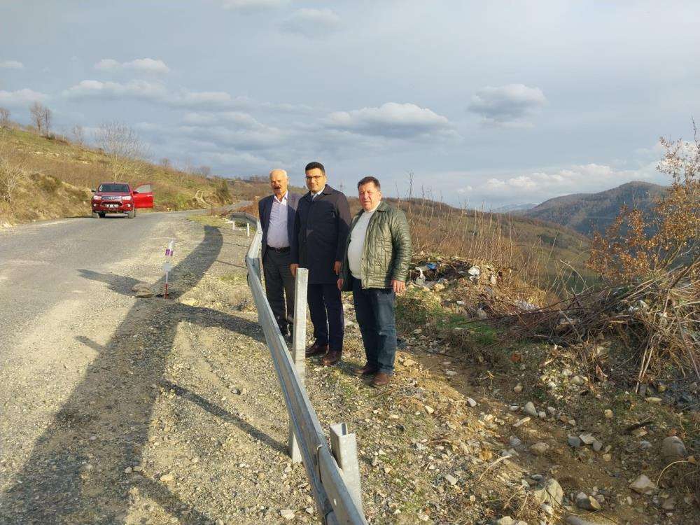  Alaplı’da tehlikeli yollara çelik bariyer yerleştiriliyor