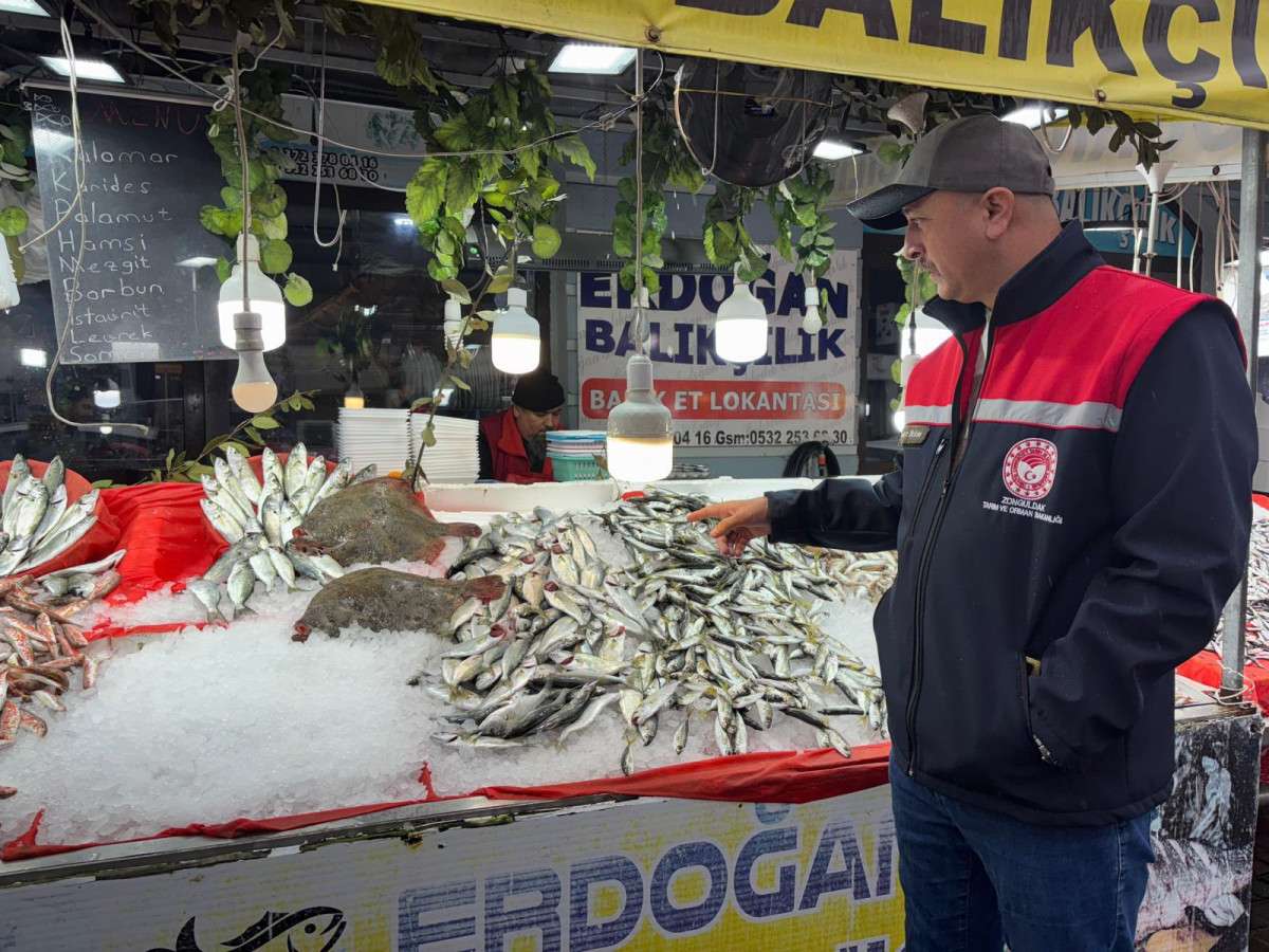 Balık tezgahları denetlendi: Göz açtırmadılar