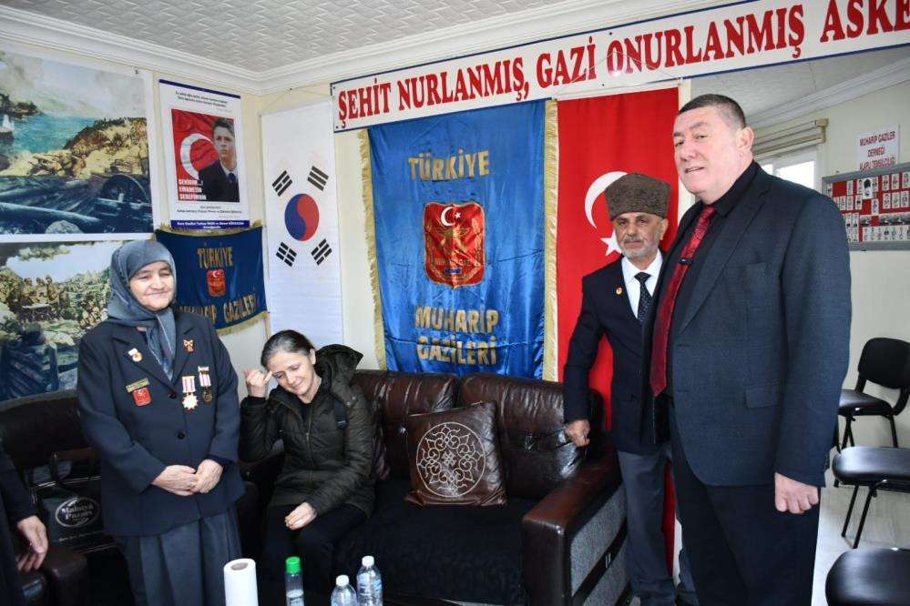 Başkan Tekin; 'Gazilerimize minnet borçluyuz'