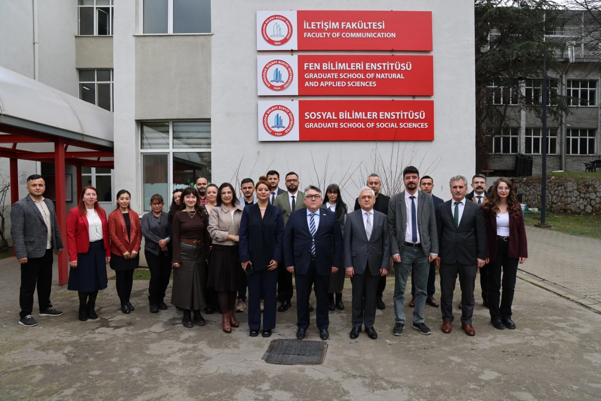 İletişim Fak&uuml;ltesi 2025-2026 Yılı Akademik Kurul Toplantısı Ger&ccedil;ekleştirildi