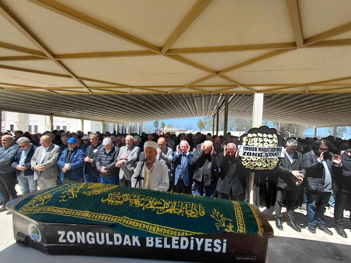 Kemal Mert son yolculuğuna uğurlandı