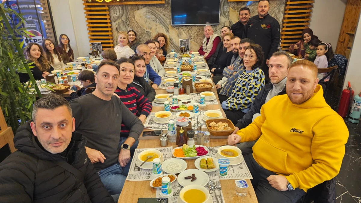 KGD &Uuml;yeleri ilk iftarda Bendensin'de buluştu