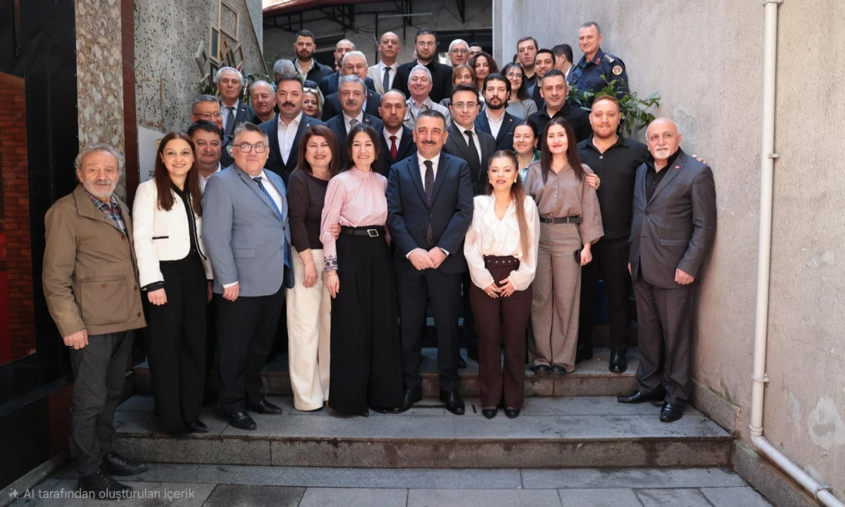 KGD'de muhteşem a&ccedil;ılış: Derneğe kadın eli değdiği belli oluyor