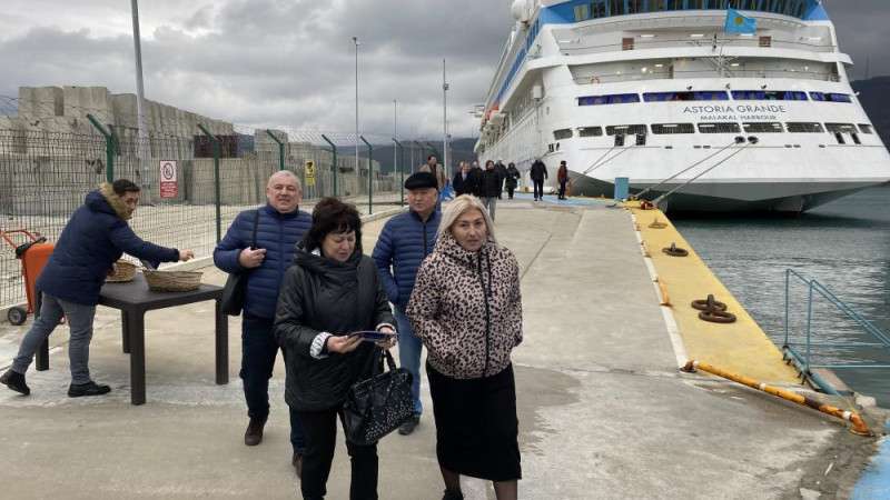 Kruvaziyerlerle 5 bin 183 yabancı turist geldi