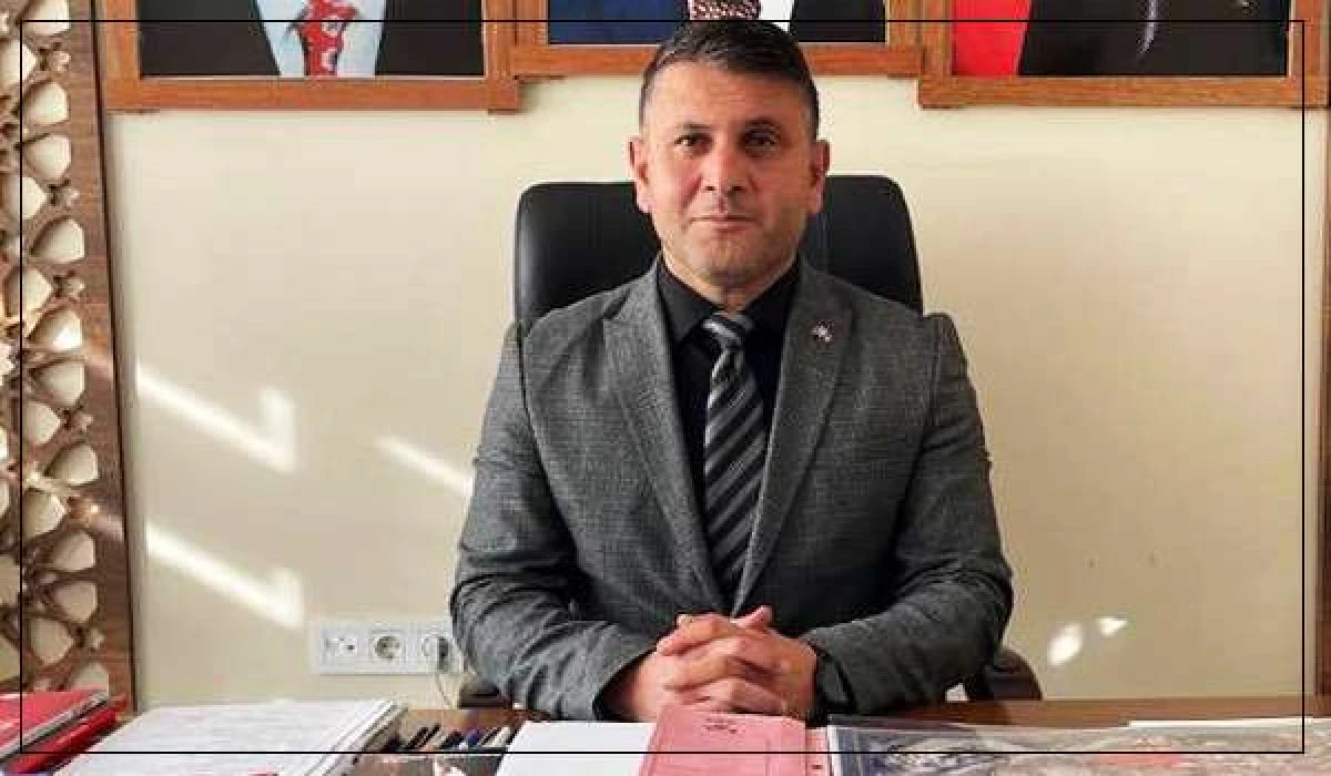 MHP Zonguldak eski İl Başkanı Mustafa &Ouml;zt&uuml;rk'&uuml;n yeni yıl mesajı