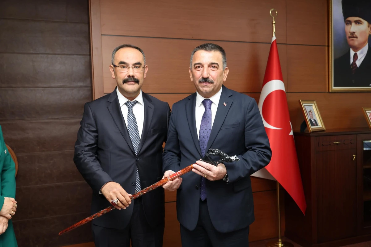 MHP'den Vali Hacıbektaşoğlu'na ziyaret