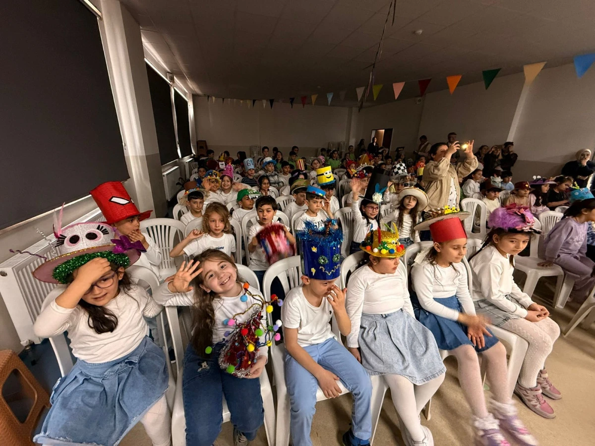 Miniklerden b&uuml;y&uuml;k mesaj: Zonguldak&rsquo;ta empati festivali ilgi odağı oldu