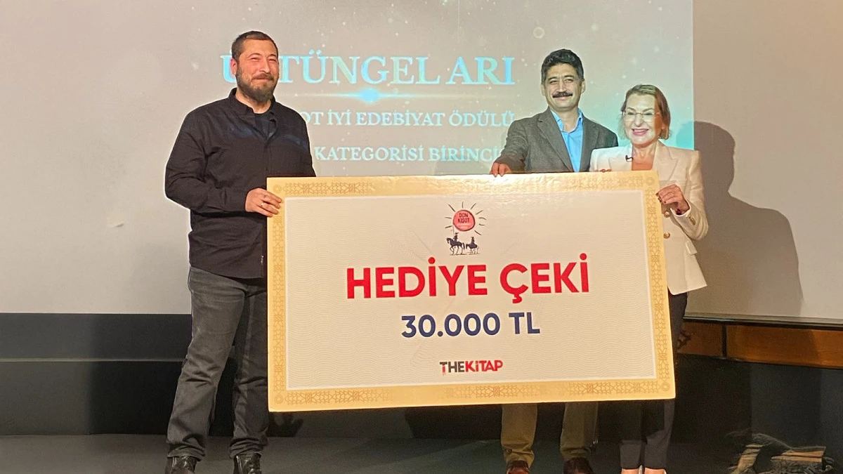 Üstüngel Arı, yeni romanı 'Baki Kalan' ile birincilik ödülü kazandı