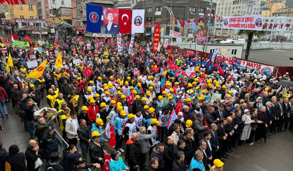 Zonguldak'ta 1 Mayıs Emek ve Dayanışma Günü coşkuyla kutlandı