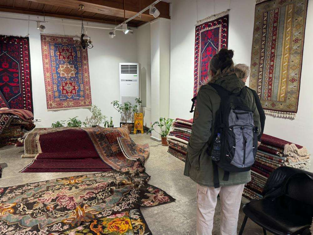 Zonguldak'ta yöresel halı sergisi açıldı